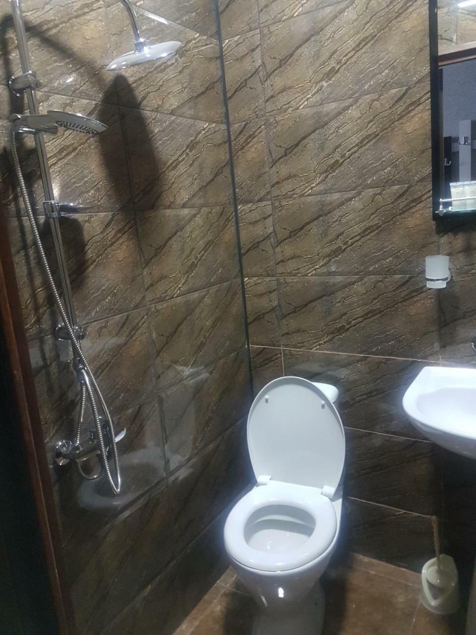 Hotel Leader Τυφλίδα Εξωτερικό φωτογραφία