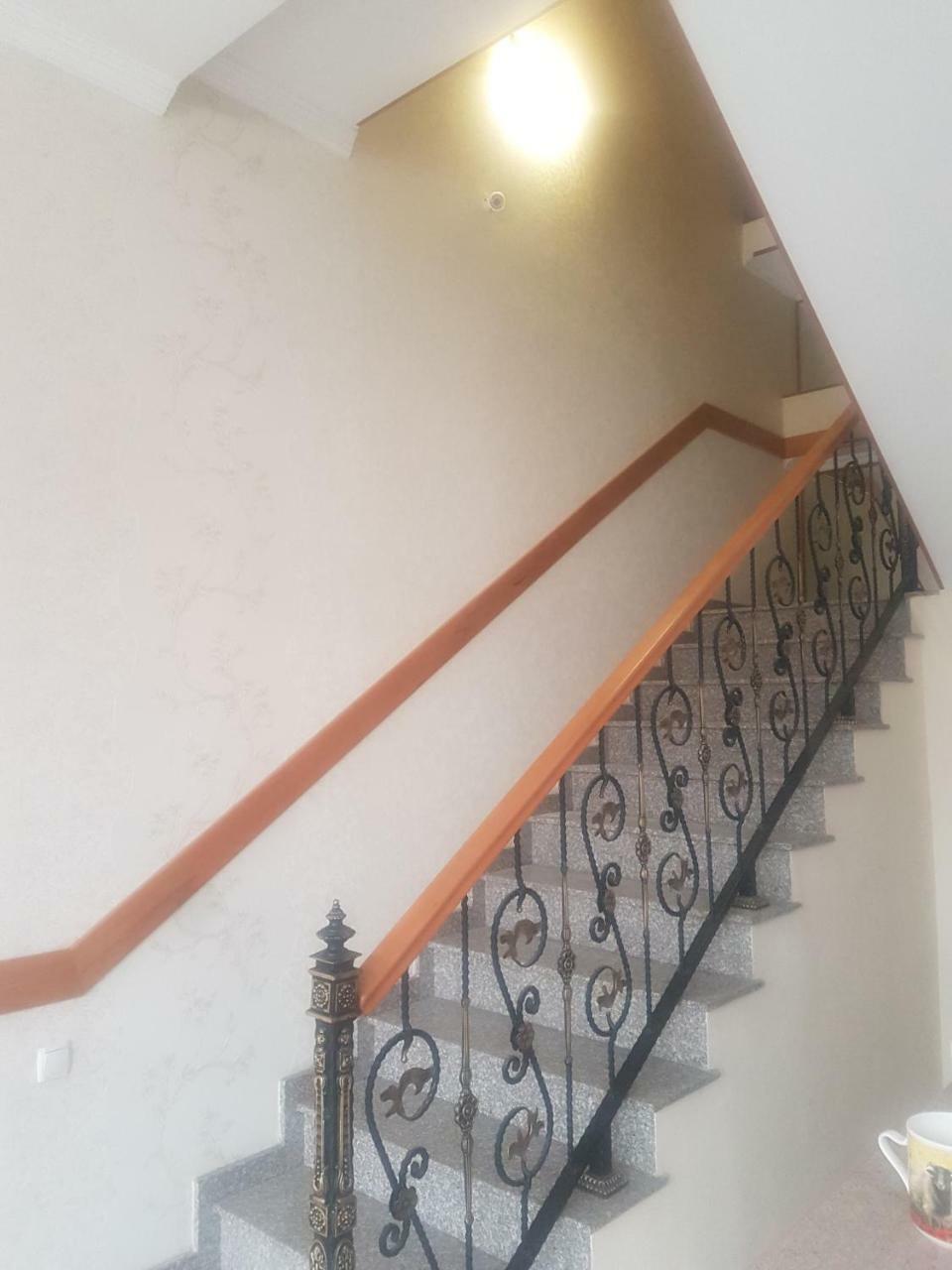 Hotel Leader Τυφλίδα Εξωτερικό φωτογραφία