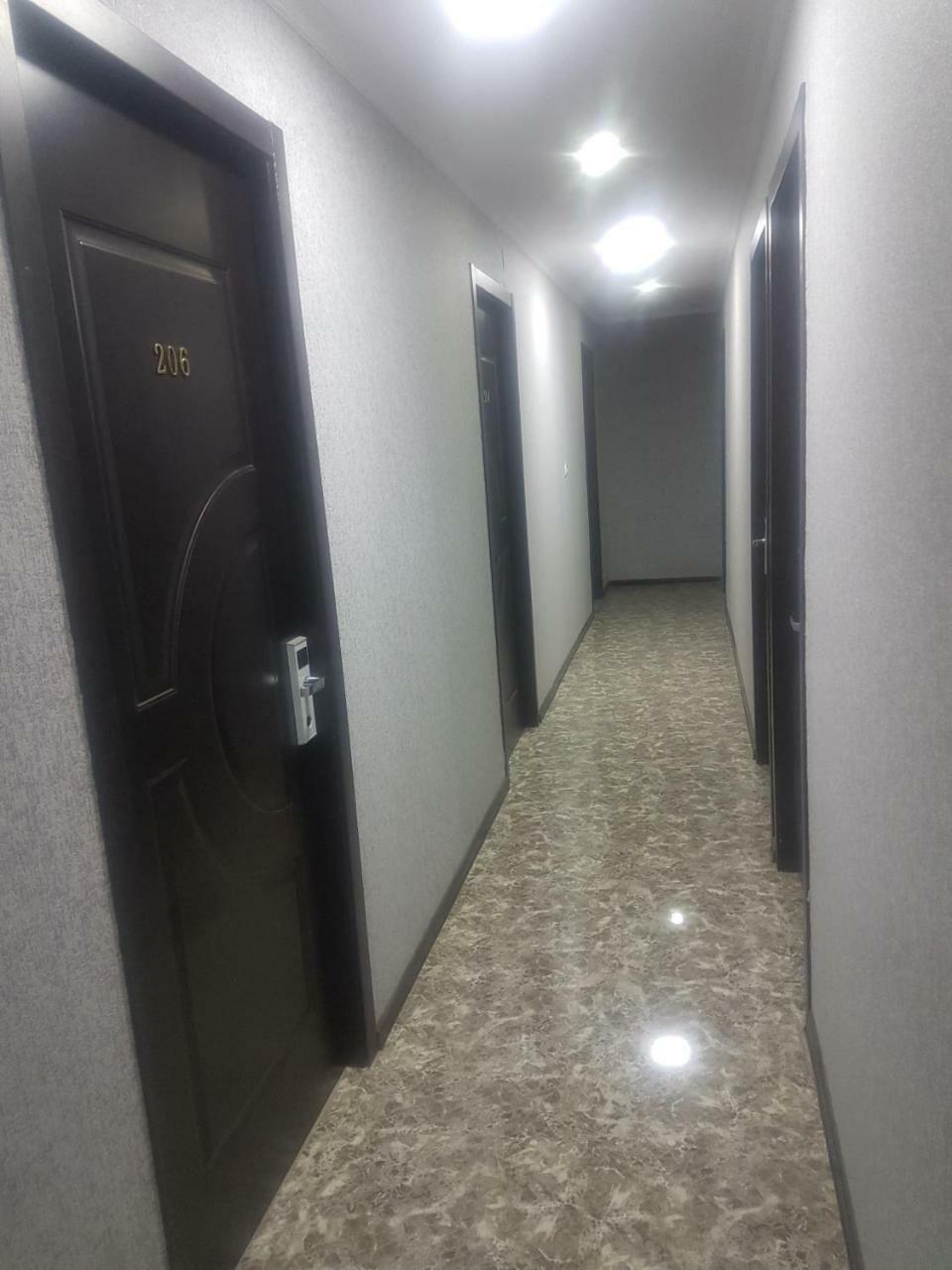 Hotel Leader Τυφλίδα Εξωτερικό φωτογραφία